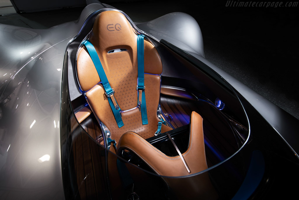 Mercedes-Benz Vision EQ Silver Arrow