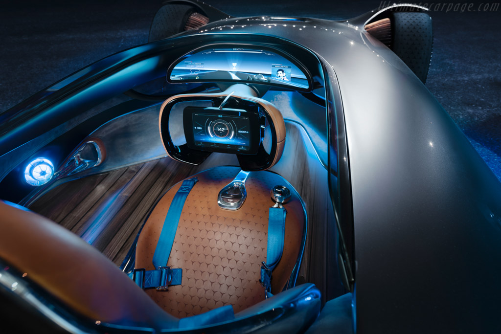 Mercedes-Benz Vision EQ Silver Arrow