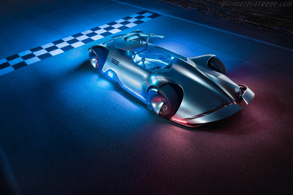 Mercedes-Benz Vision EQ Silver Arrow