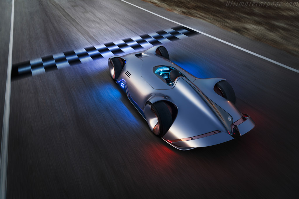 Mercedes-Benz Vision EQ Silver Arrow