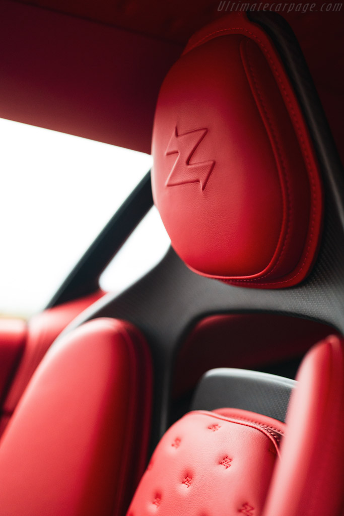 Aston Martin DBS GT Zagato