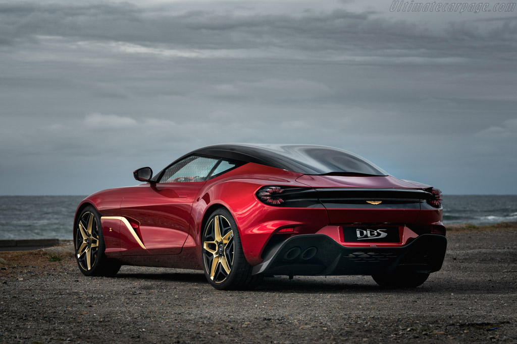 Aston Martin DBS GT Zagato