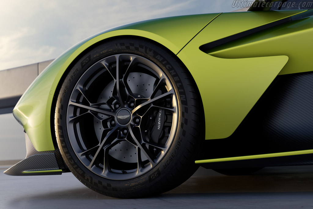 Aston Martin Valhalla
