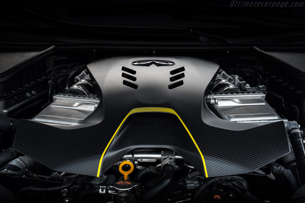 Infiniti Project Black S Prototype