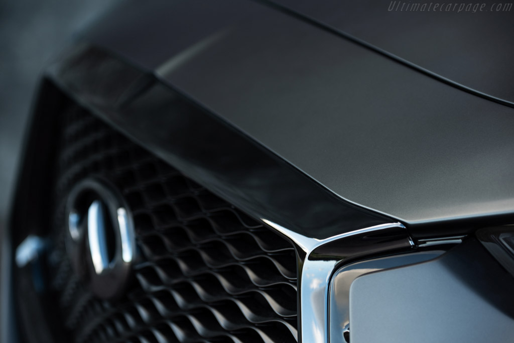Infiniti Project Black S Prototype