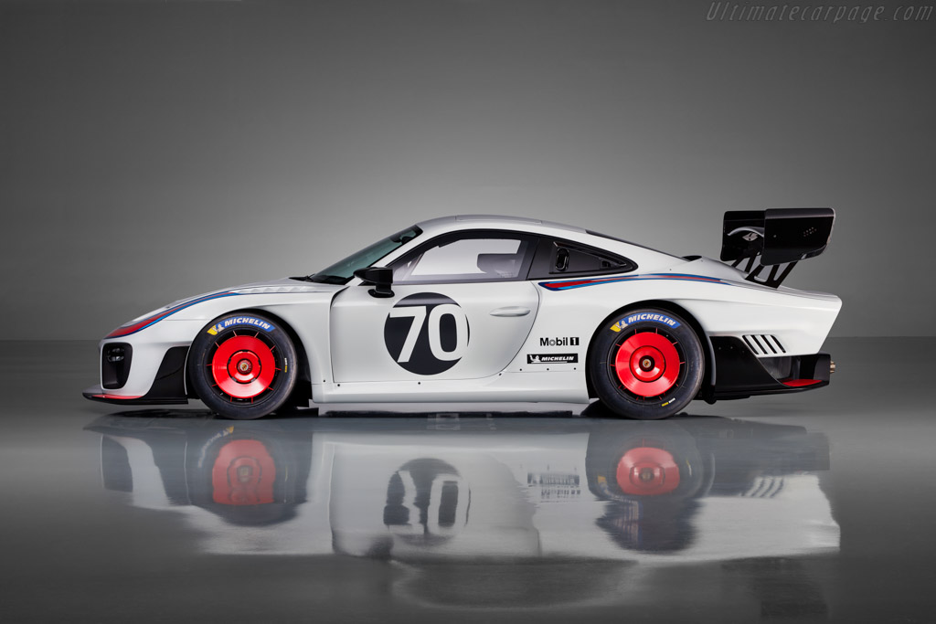 Porsche 935