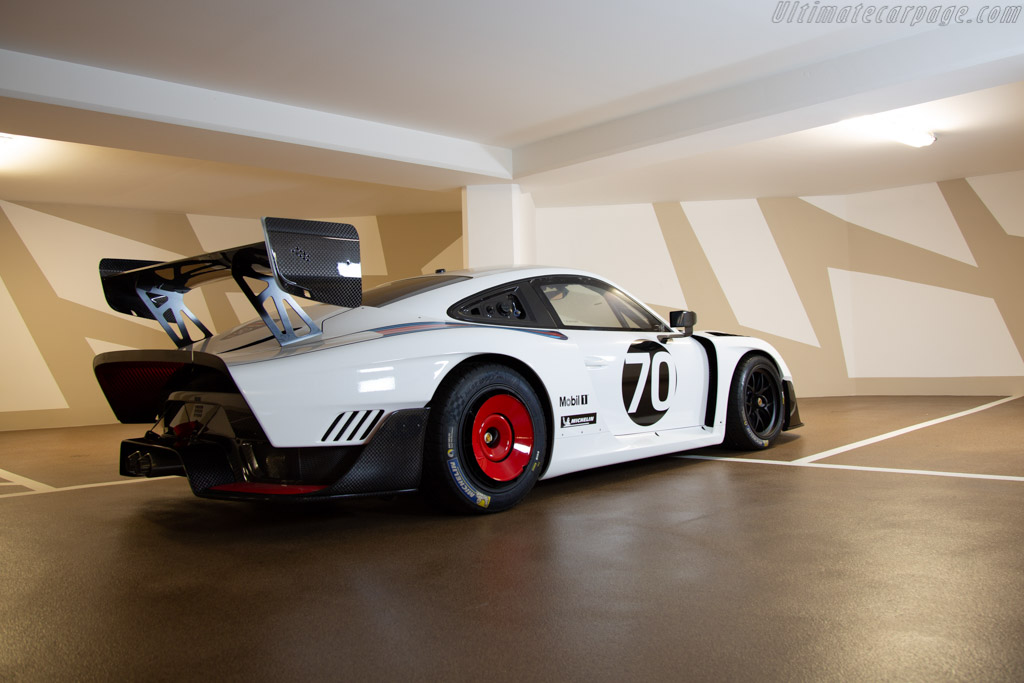 Porsche 935