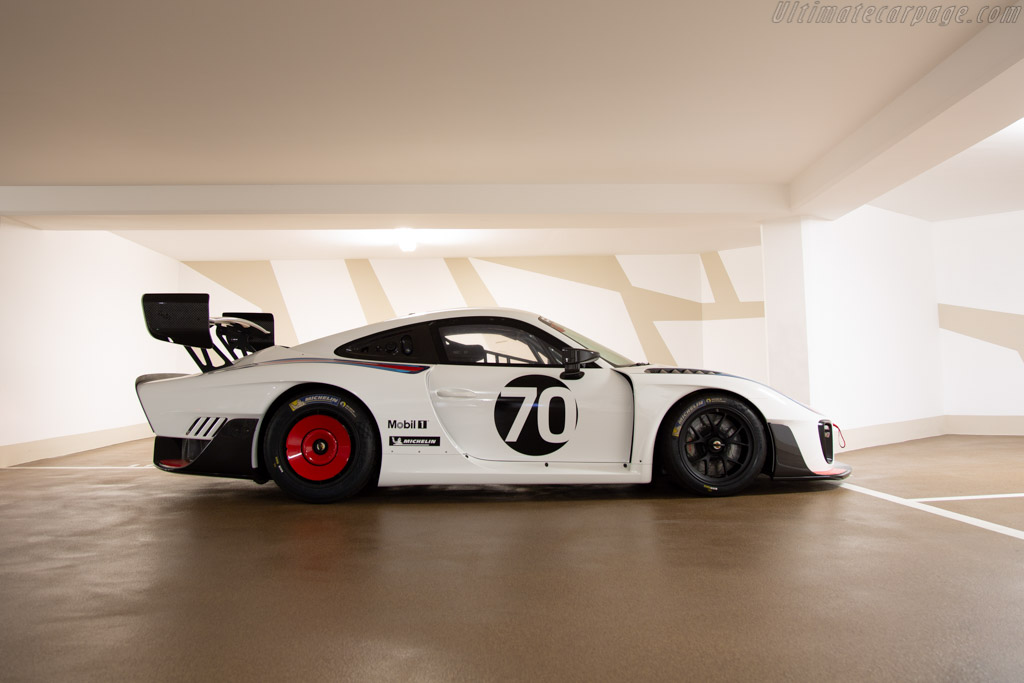 Porsche 935