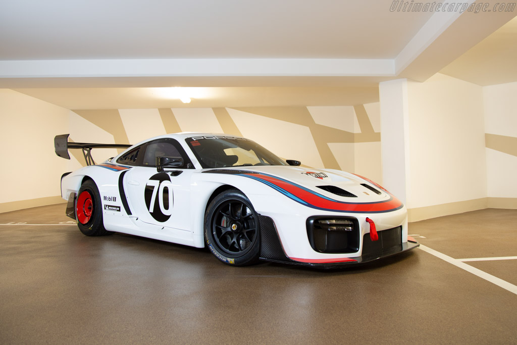 Porsche 935