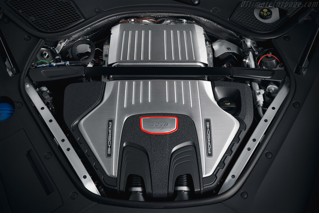 Porsche Panamera GTS Sport Turismo