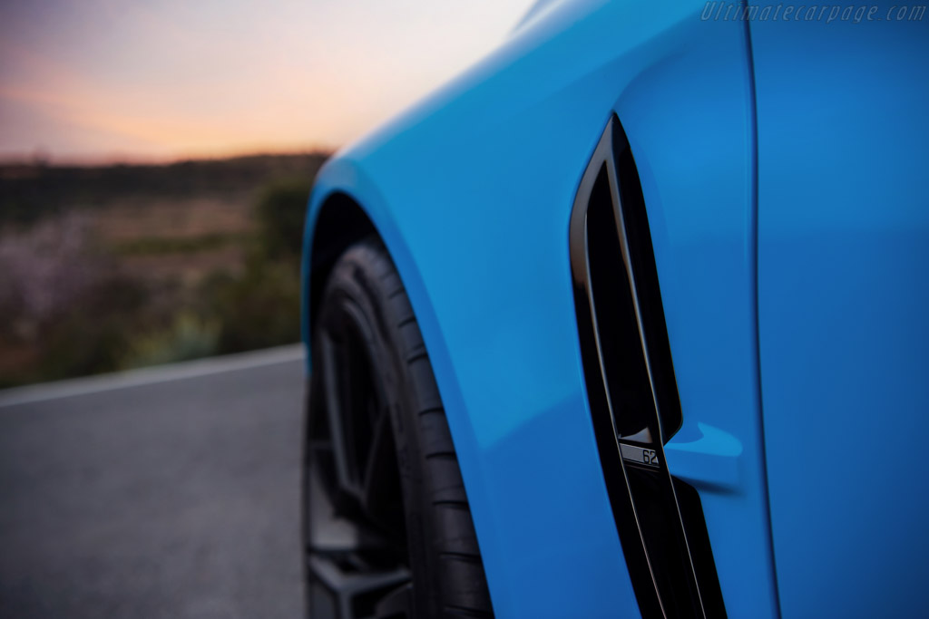 Lynk & Co 03 Cyan Concept