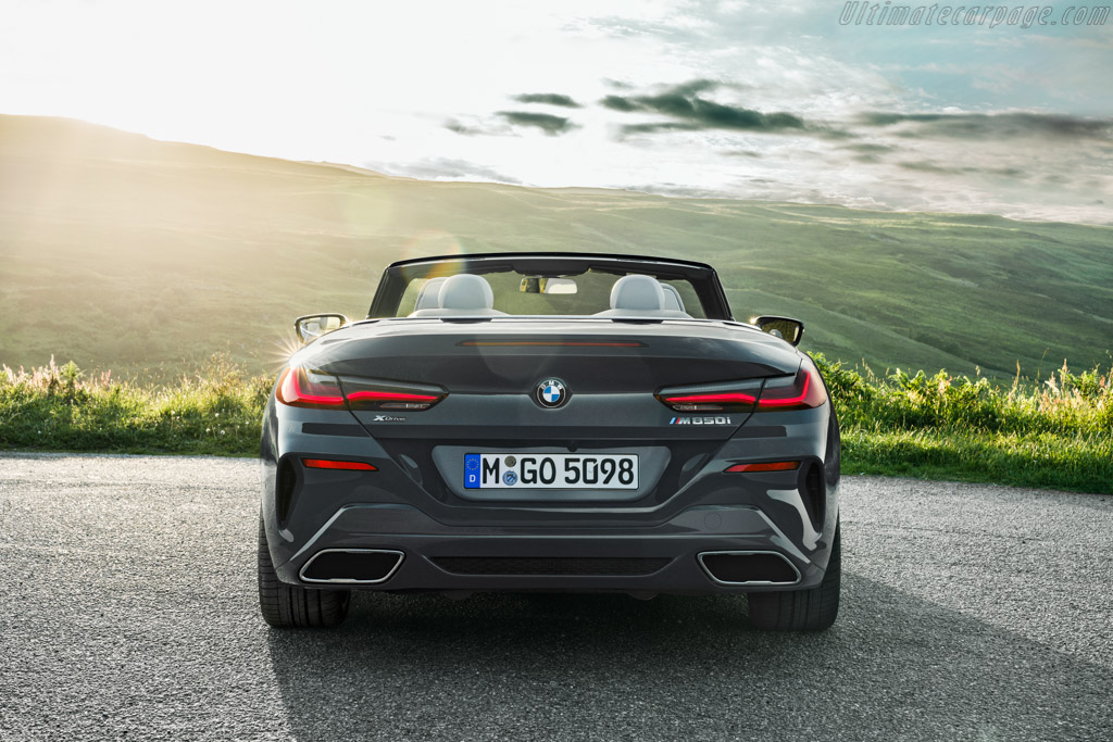 BMW M850i xDrive Cabriolet