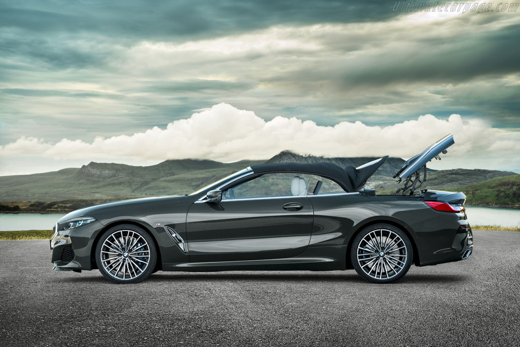 BMW M850i xDrive Cabriolet