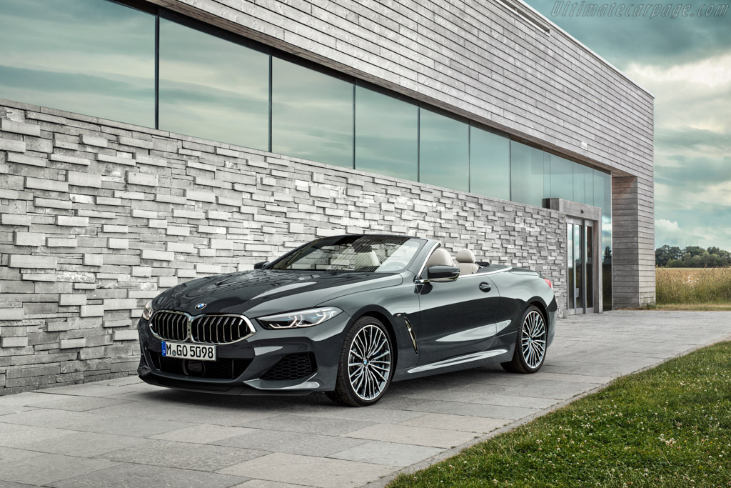 BMW M850i xDrive Cabriolet
