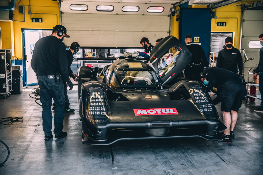 Glickenhaus SCG 007