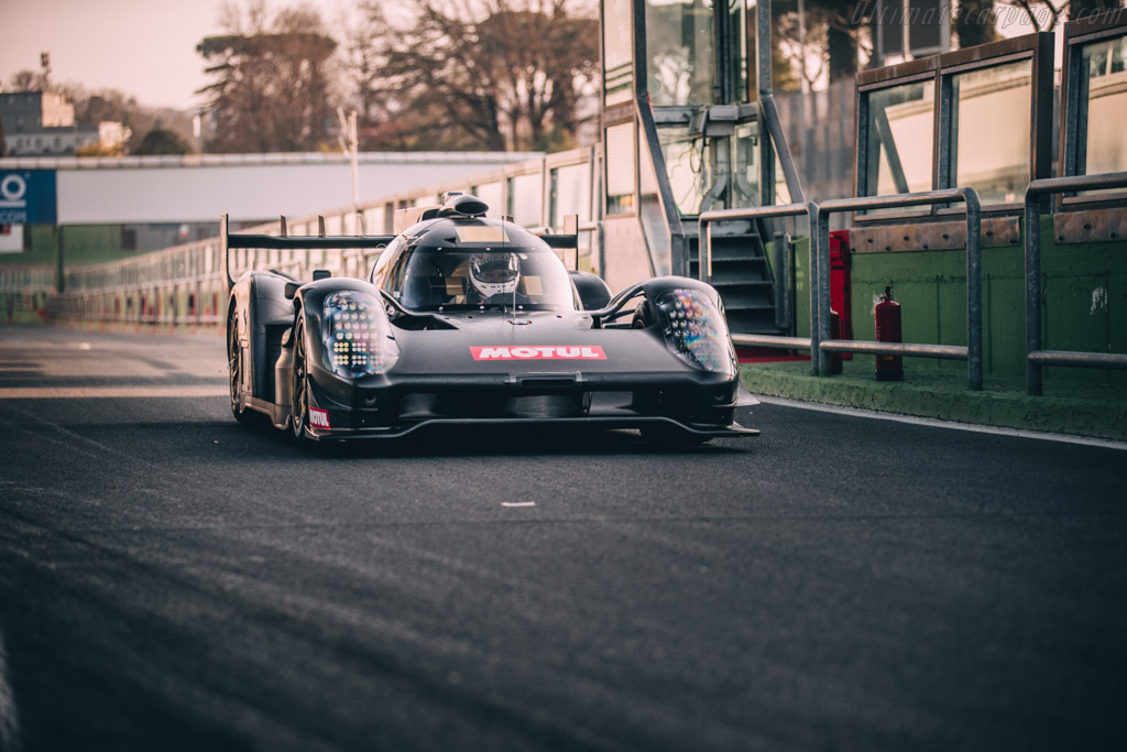 Glickenhaus SCG 007