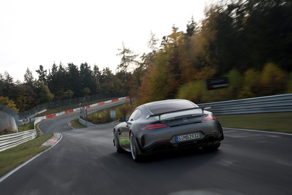 Mercedes-AMG GT R Pro