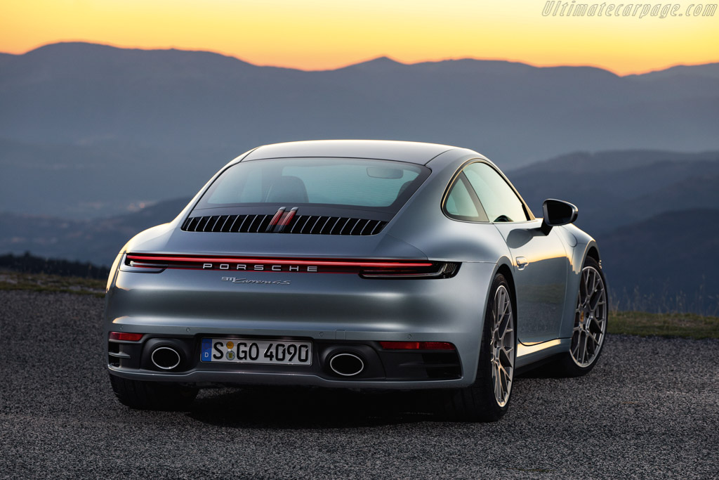 Porsche 911 Carrera 4S