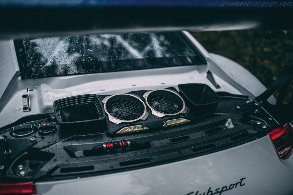 Porsche 911 GT2 RS Clubsport