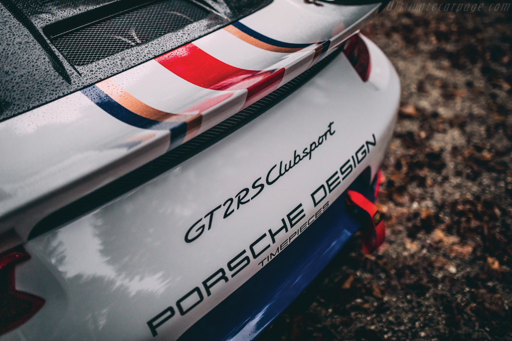Porsche 911 GT2 RS Clubsport