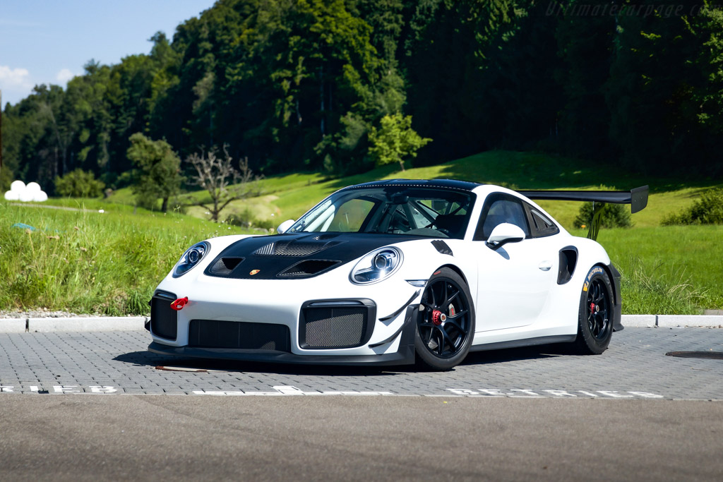 Porsche 911 GT2 RS Clubsport