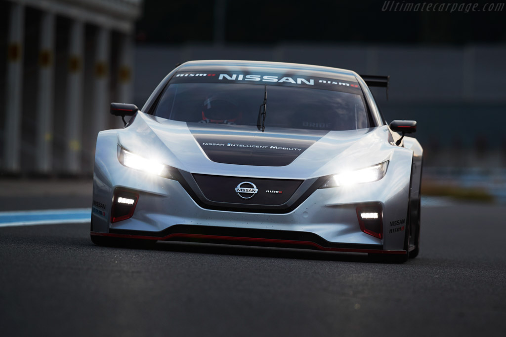 Nissan Leaf Nismo RC