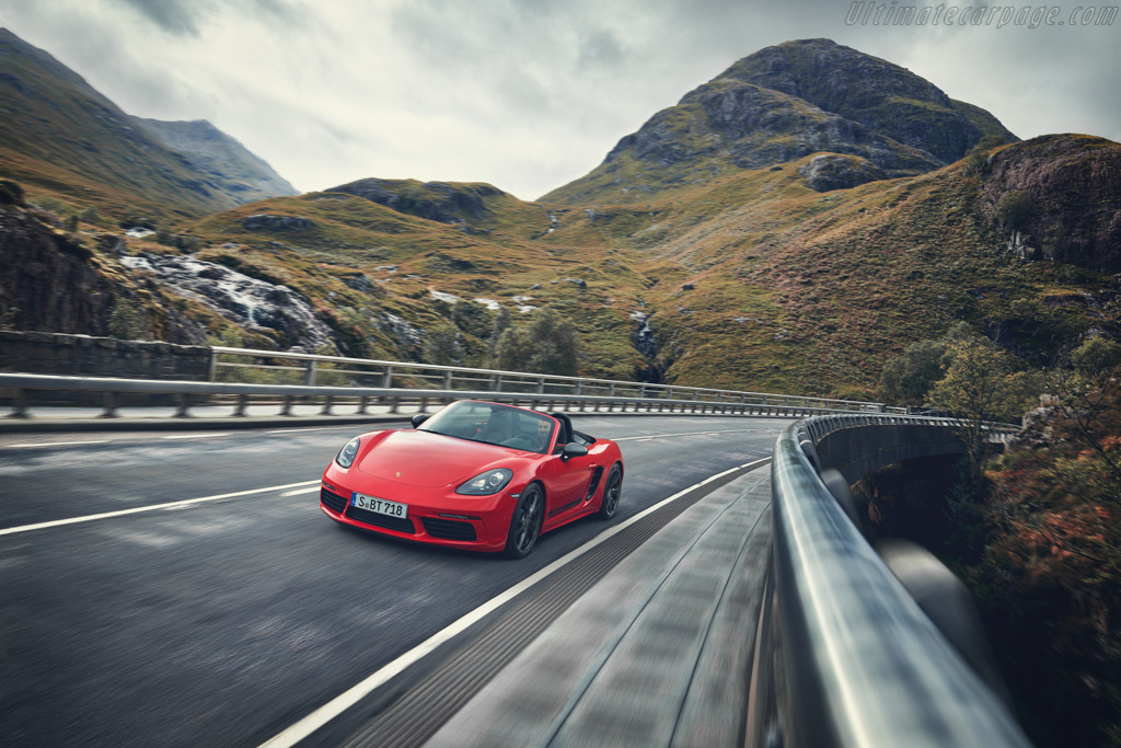 Porsche 718 Boxster T