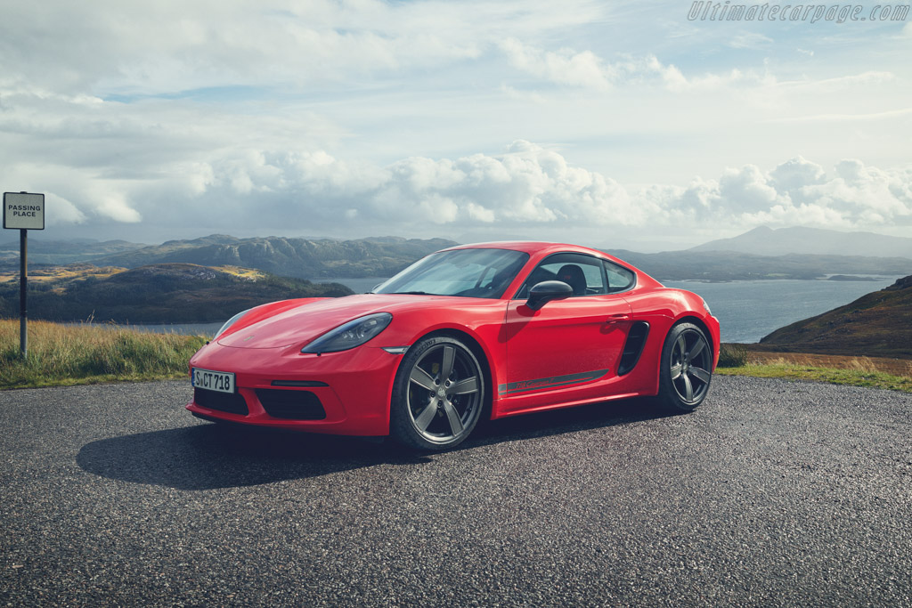 Porsche 718 Cayman T