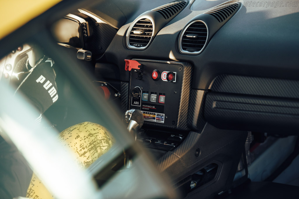 Porsche 718 Cayman GT4 Clubsport