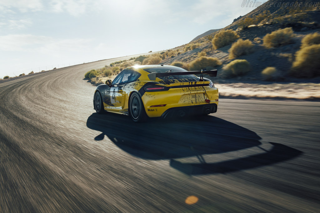 Porsche 718 Cayman GT4 Clubsport
