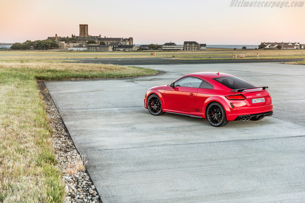 Audi TTS Coupé