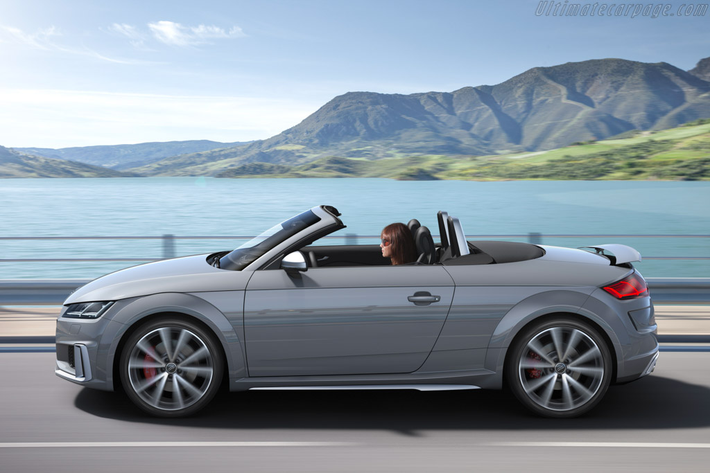 Audi TTS Roadster