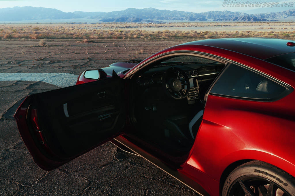 Ford Shelby Mustang GT500 Coupe