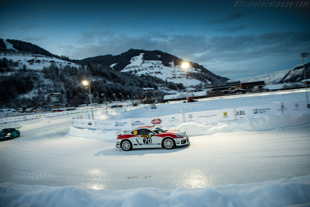Porsche 718 Cayman GT4 Clubsport Rallye Concept