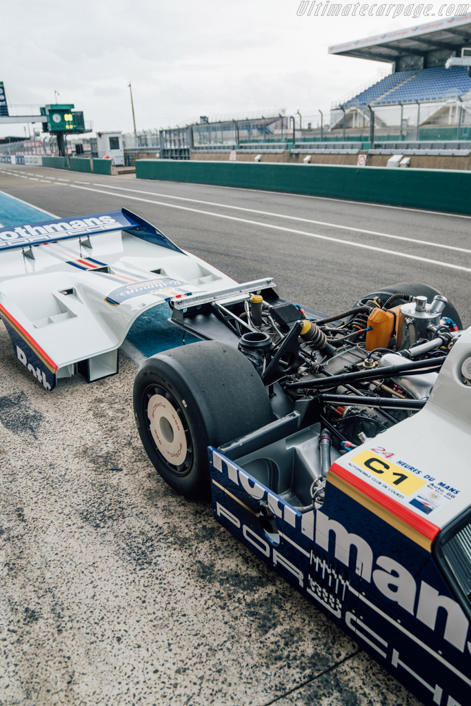 Porsche 962C