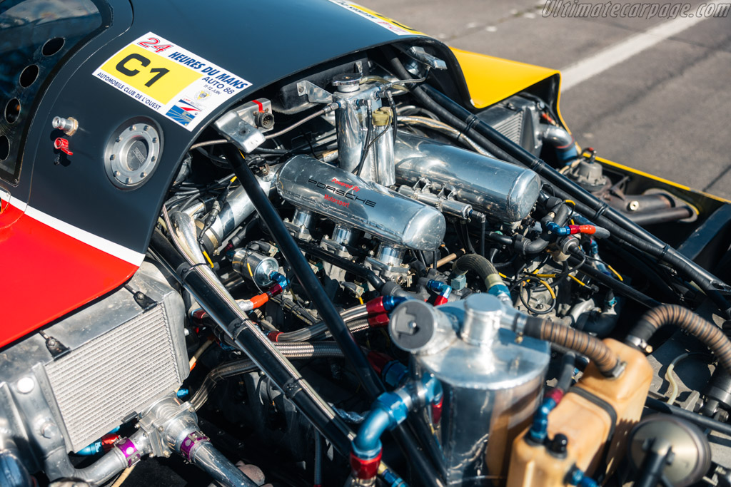 Porsche 962C