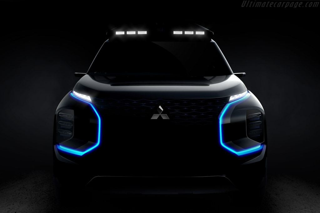 Mitsubishi Engelberg Tourer Concept