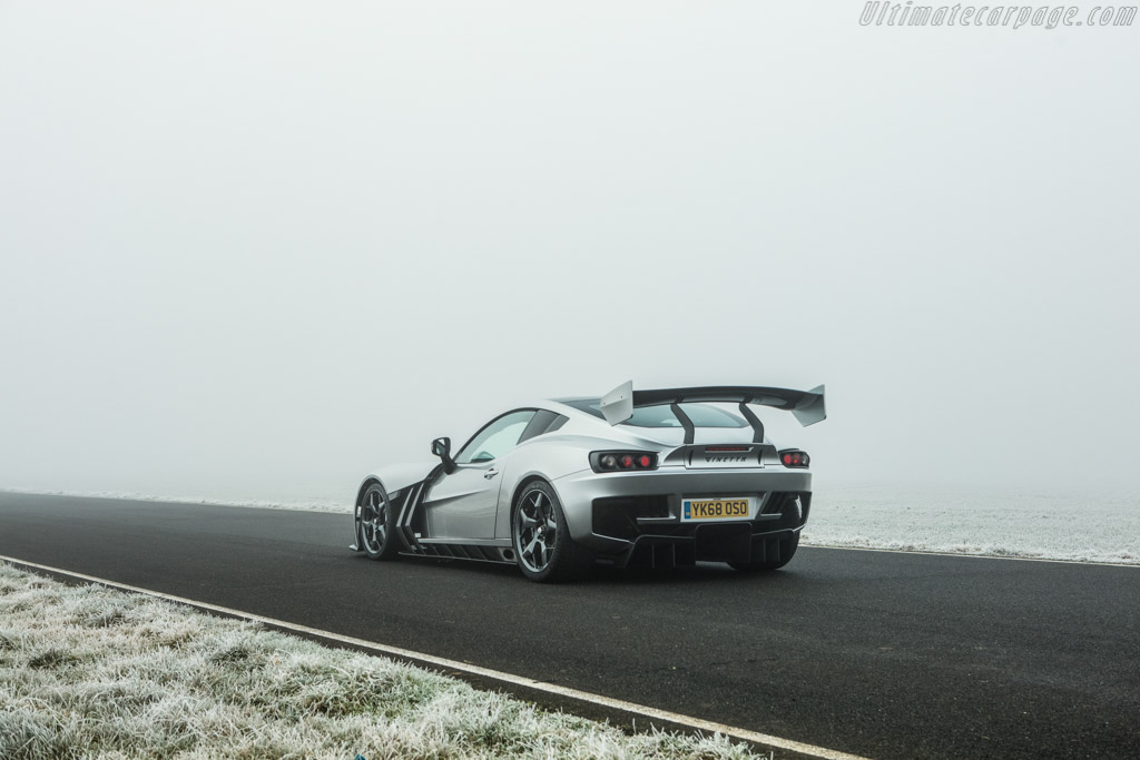 Ginetta Akula