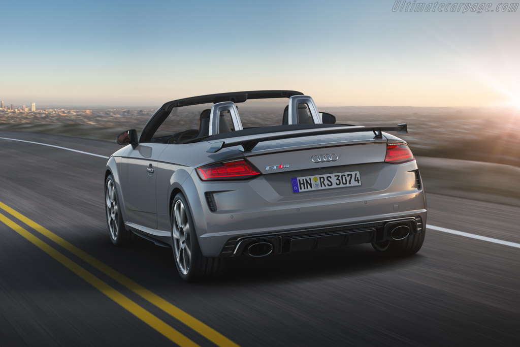 Audi TT RS Roadster