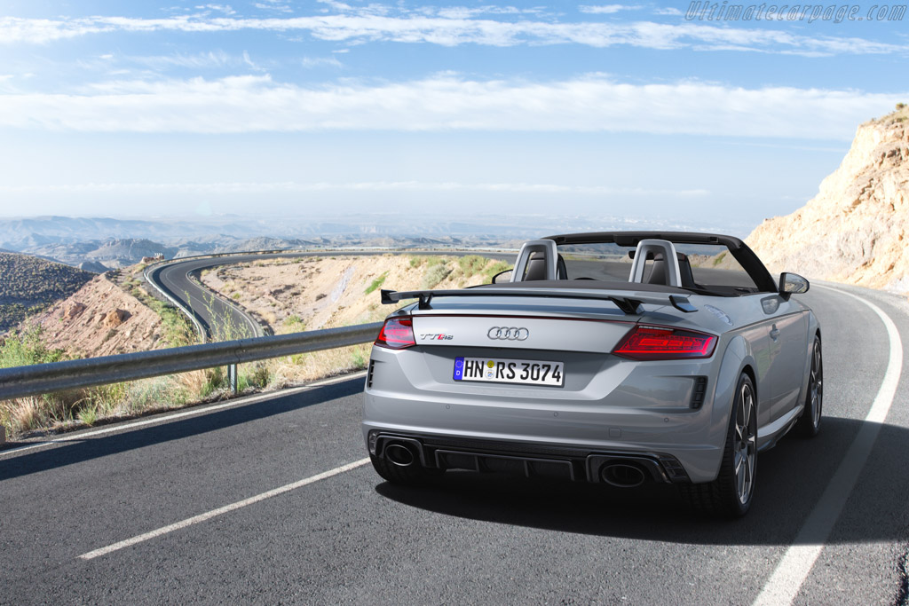 Audi TT RS Roadster