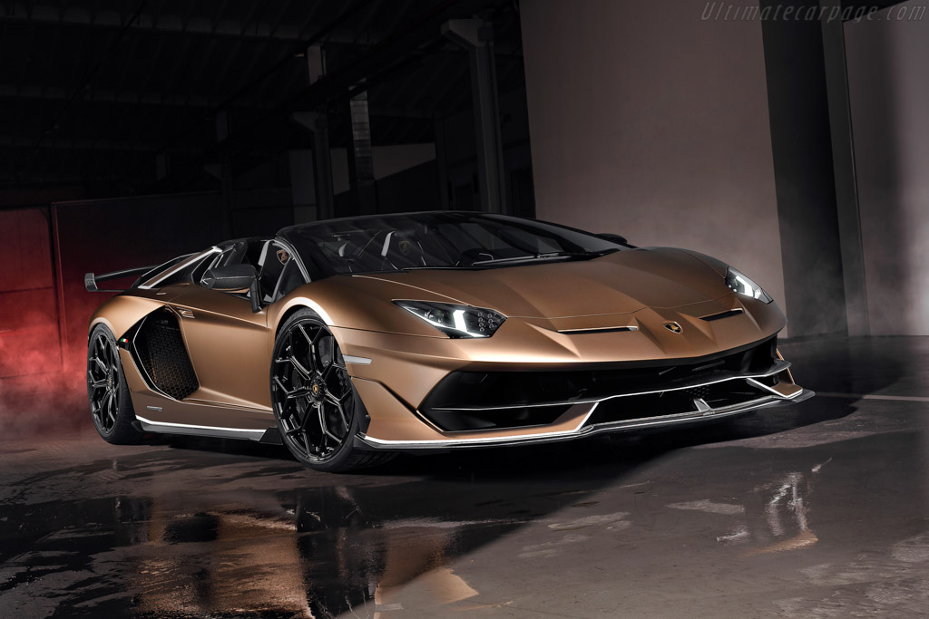 19 Lamborghini Aventador Svj Roadster Images Specifications And Information
