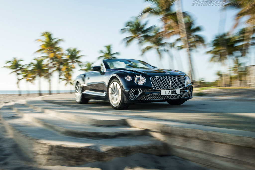 Bentley Continental GT V8 Convertible
