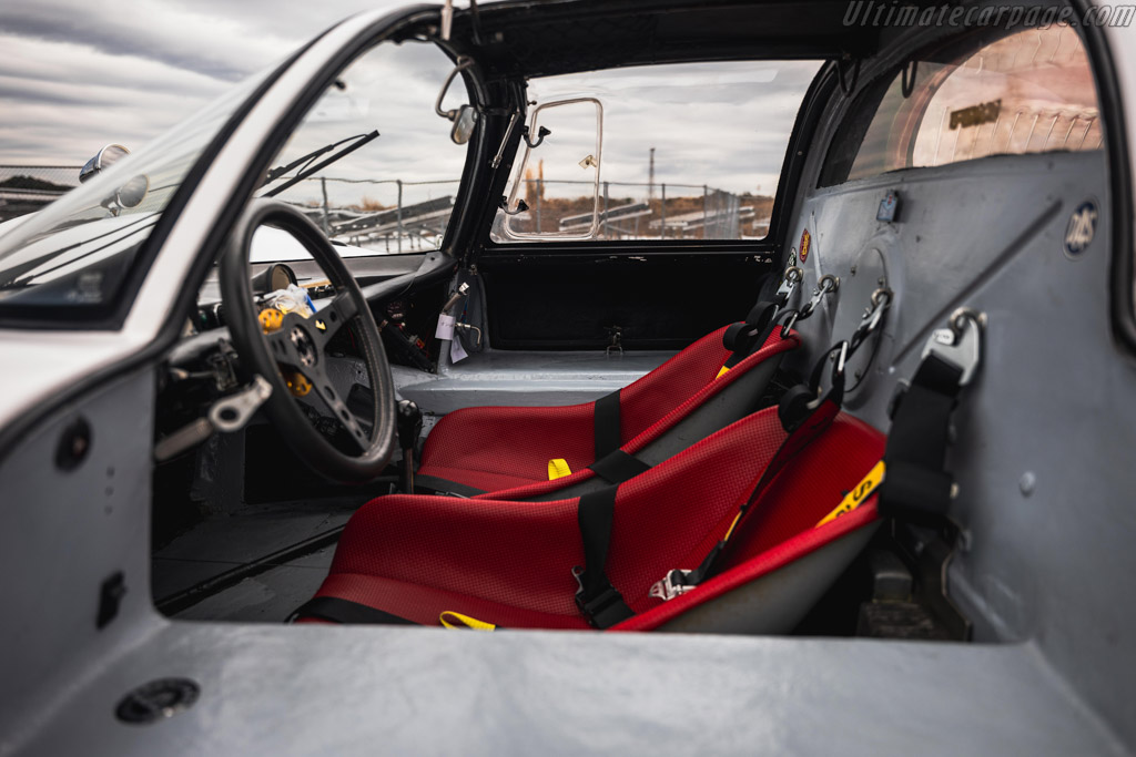 Porsche 906