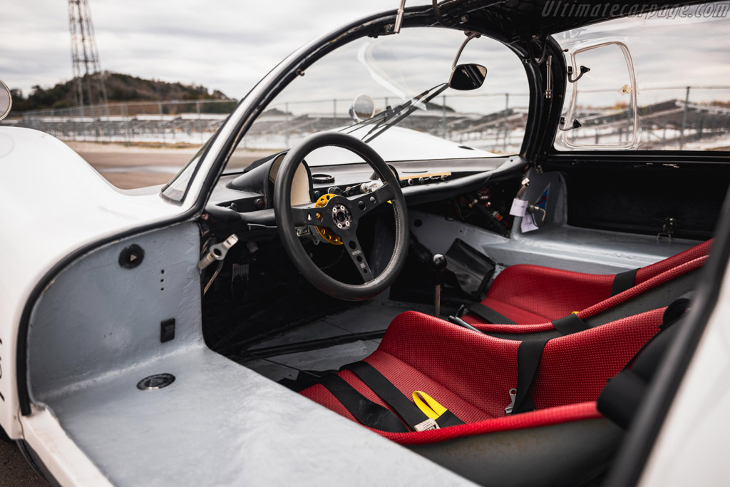 Porsche 906