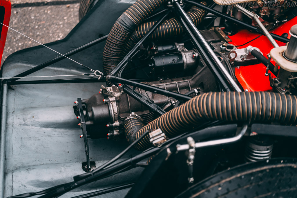 Porsche 906