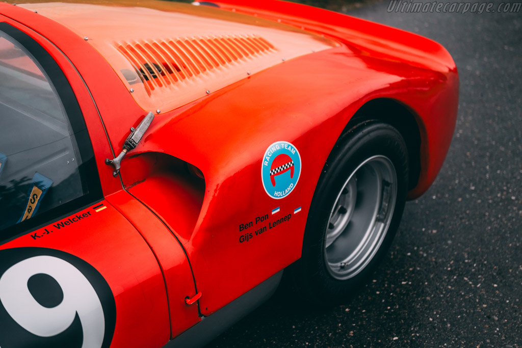 Porsche 906