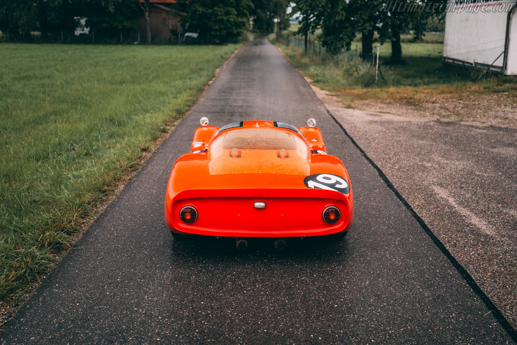 Porsche 906