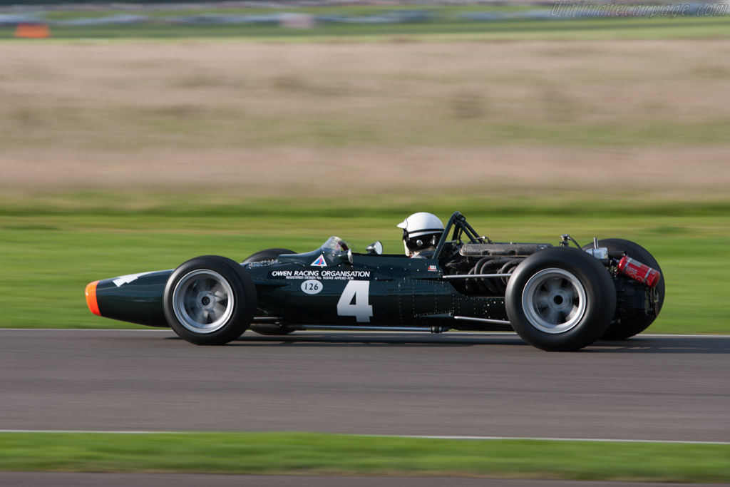 BRM P126 - Chassis: P126-01  - 2010 Goodwood Revival
