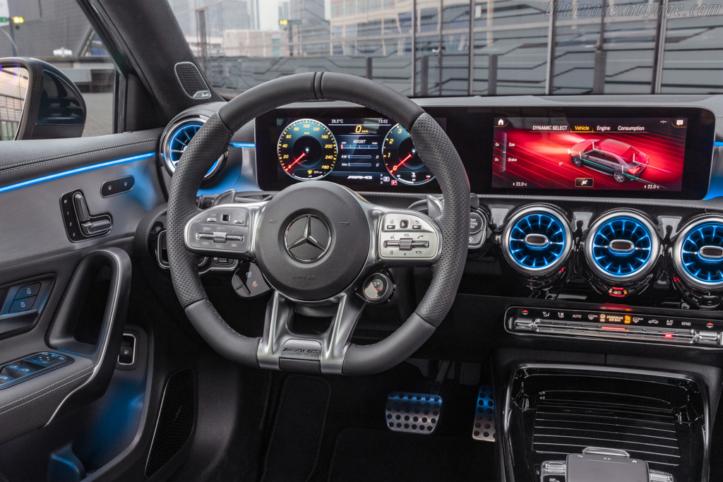 Mercedes-AMG A 35 4MATIC Sedan