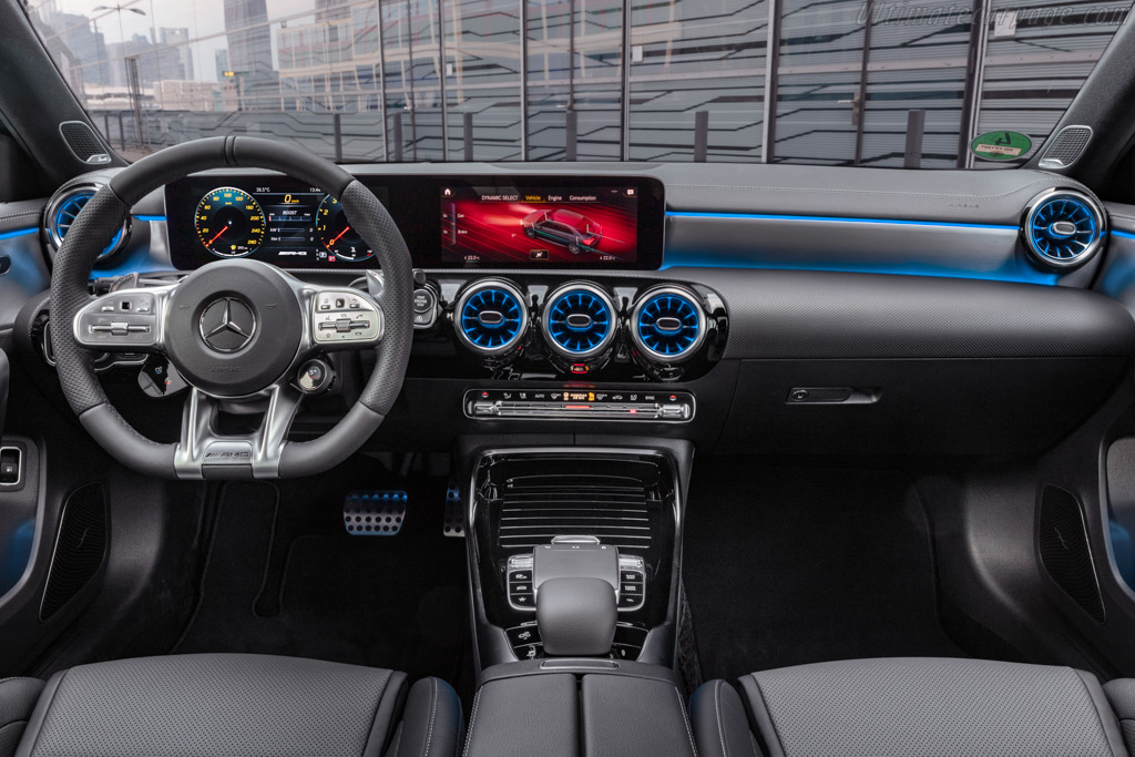 Mercedes-AMG A 35 4MATIC Sedan
